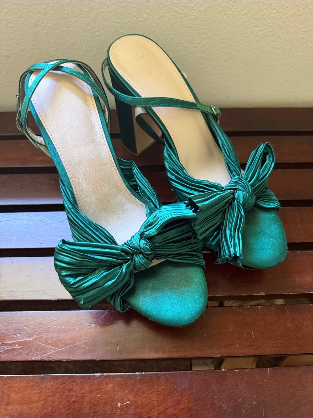 Emerald Green Bow Block Heel Sandals - Women's Dress Heels
